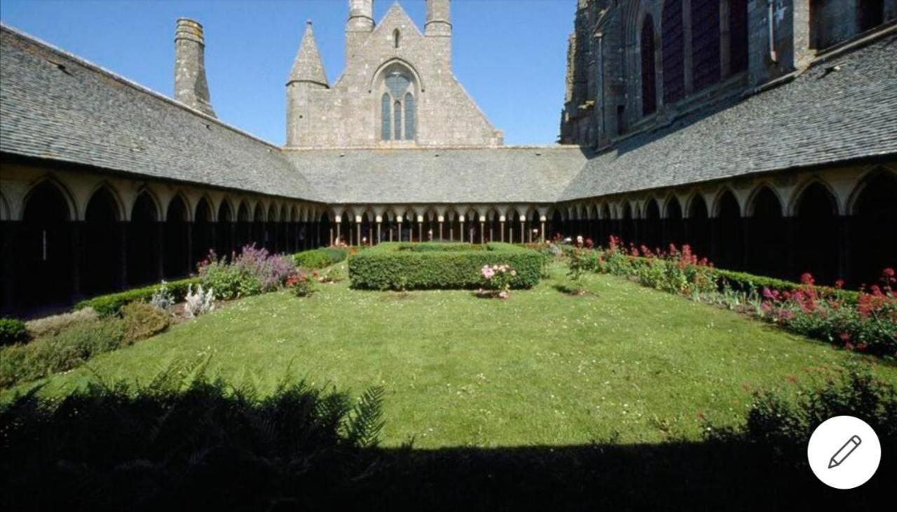 Maison Familiale A 10 Min Du Mont Saint Michel Pontorson Eksteriør billede